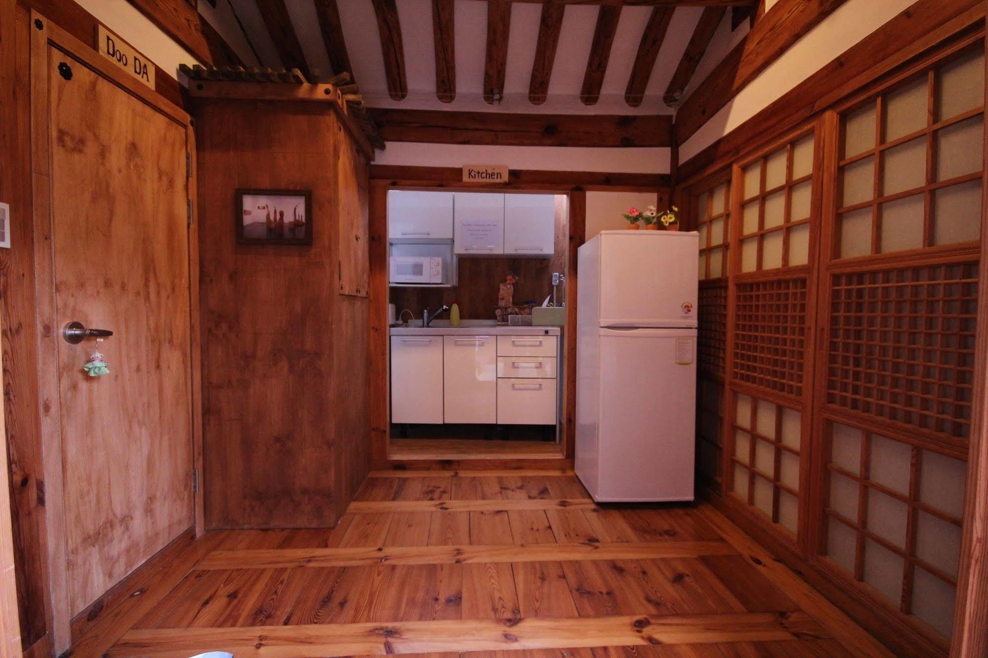 Doo Hanok Guesthouse Σεούλ Εξωτερικό φωτογραφία